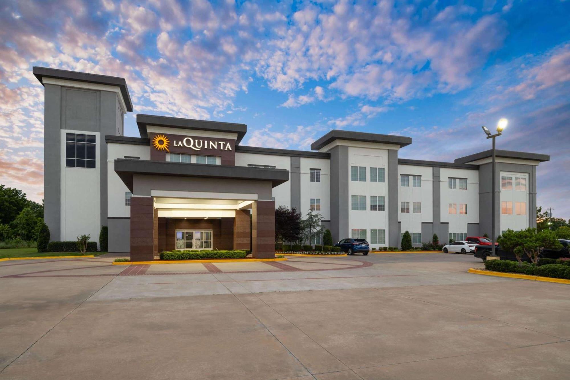 La Quinta By Wyndham Muskogee Hotel Buitenkant foto